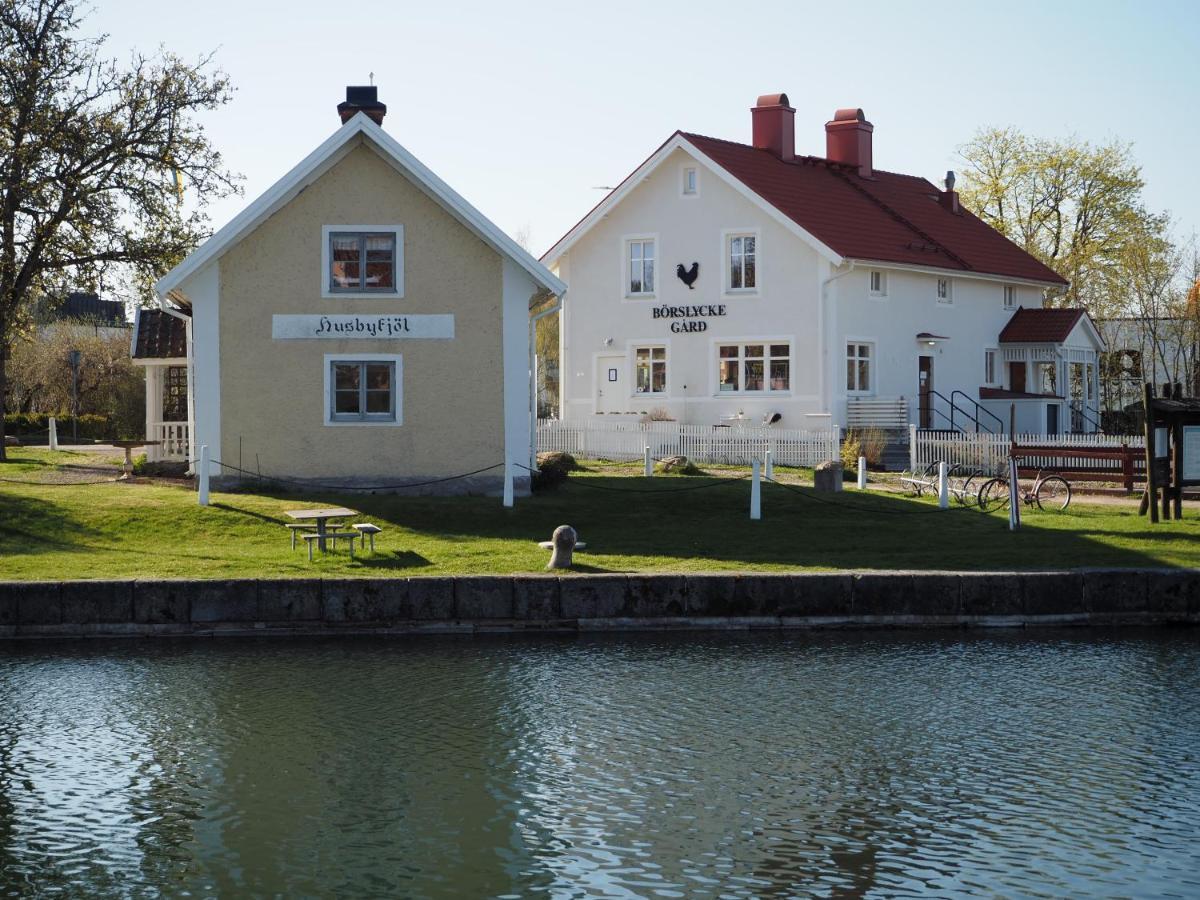 Stenkullens Gardshus Borensberg Exterior photo